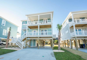 Enjoy The Coastal Breeze In This Pet Friendly Home